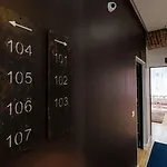 アパート ホテル トリノ 4*